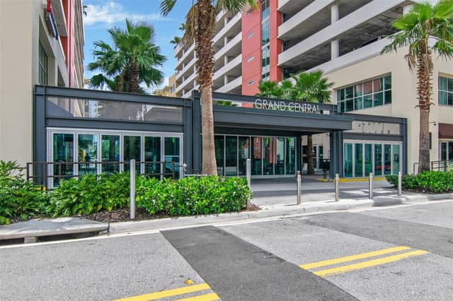 1120 E KENNEDY BLVD #715 photo