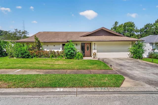 5674 BAY PINES LAKES BLVD photo