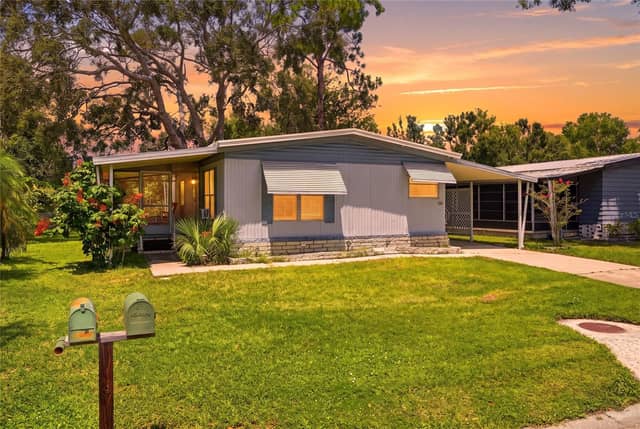 8819 SHELDON WEST DR photo