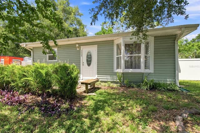 3426 RIVERVIEW DR photo