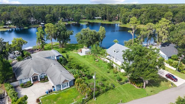 15916 WILLOWDALE RD photo