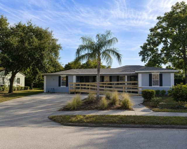 3710 W AZEELE ST photo