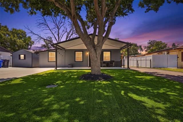 8015 TUDOR PL photo