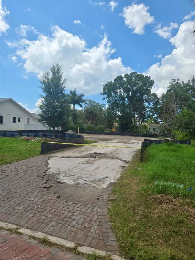 319 RAFAEL BLVD NE photo
