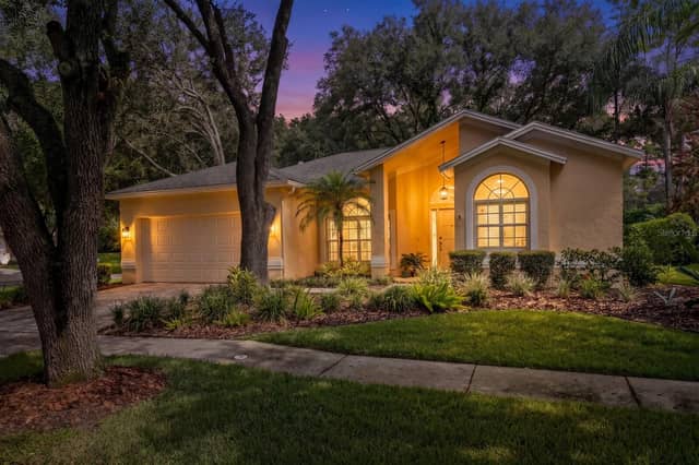 9302 KNIGHTSBRIDGE CT photo
