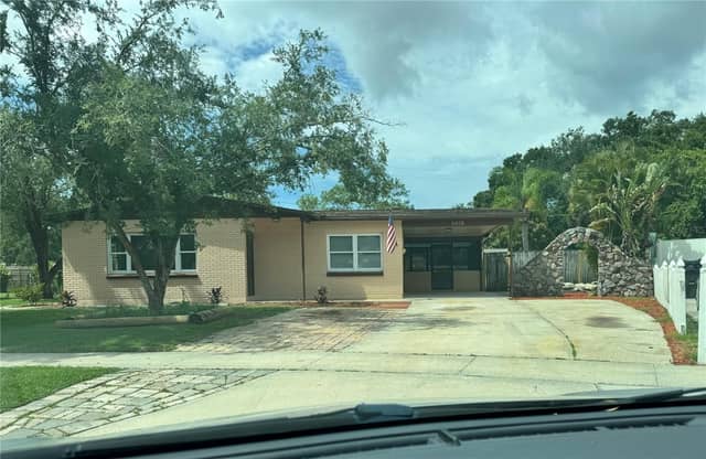 5608 GATEWAY DR photo