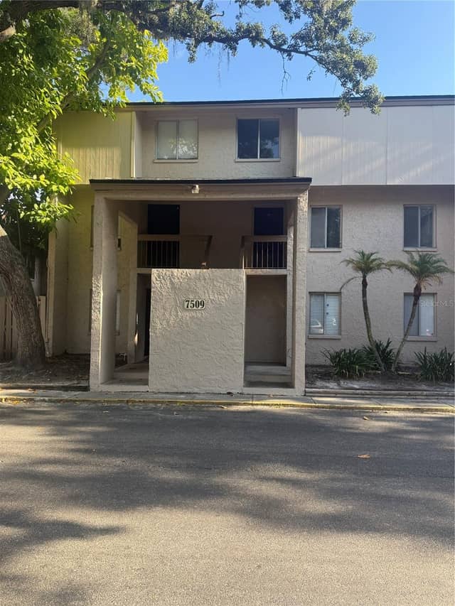 7509 PITCH PINE CIR #121 photo