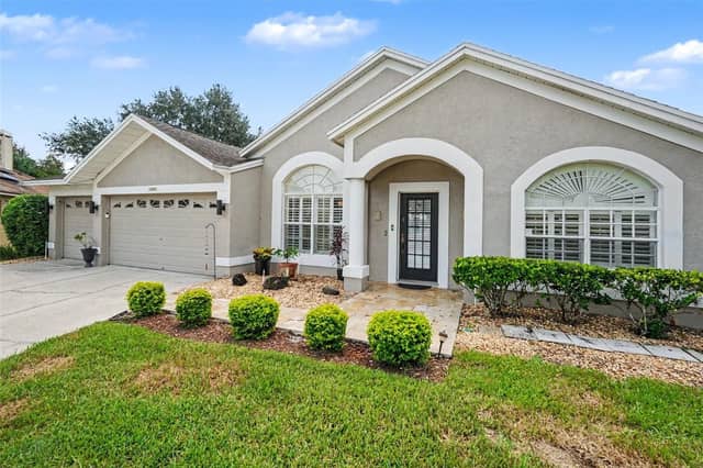 18001 PALM BREEZE DR photo