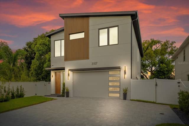3107 W BEACH ST photo