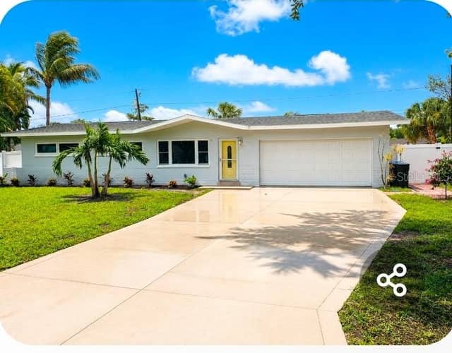 3641 BEACH DR SE photo