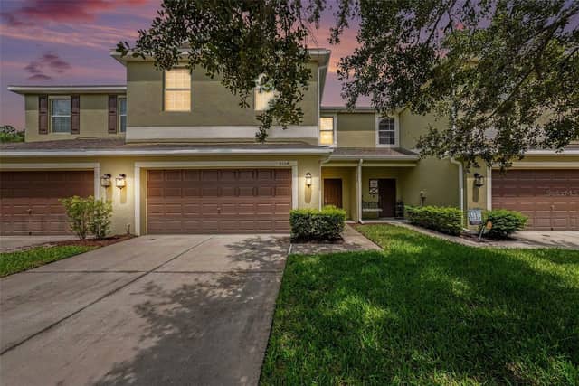 8604 FIDDLELEAF COURT photo