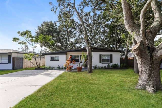 726 75TH AVE N photo