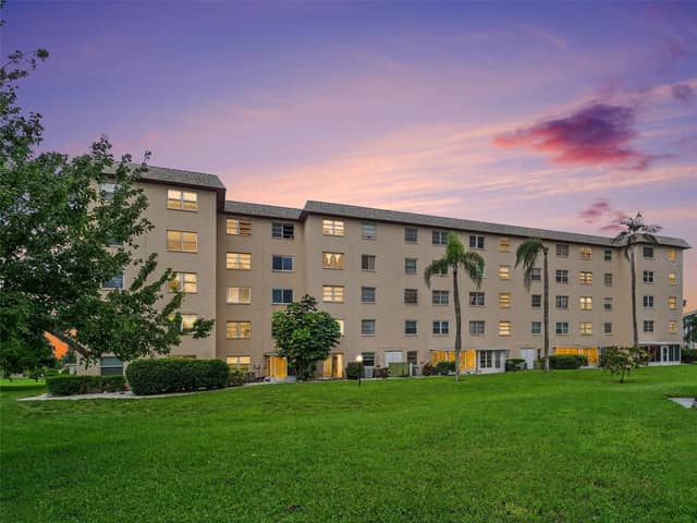 4137 LAKE BAYSHORE DR #C505 photo