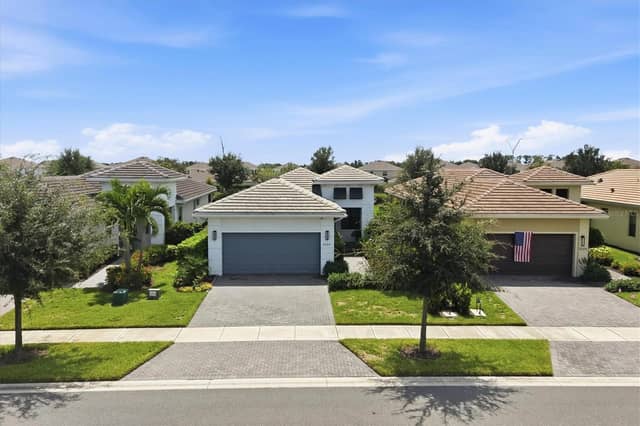 5224 BARNETT CIR photo