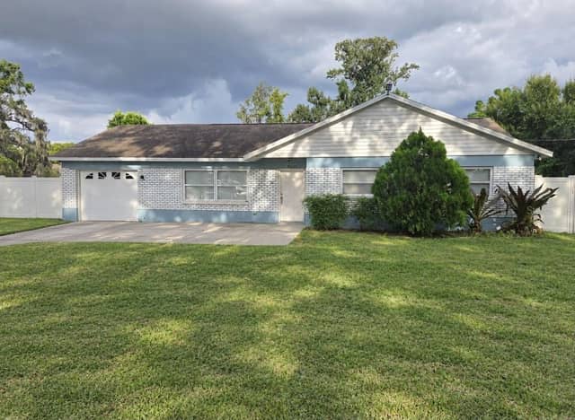 8601 TWIN LAKES BLVD photo