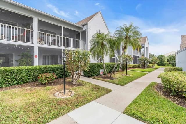 6807 STONE RIVER RD #204 photo