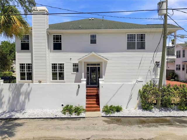 113 BOSPHOROUS AVE #1 photo