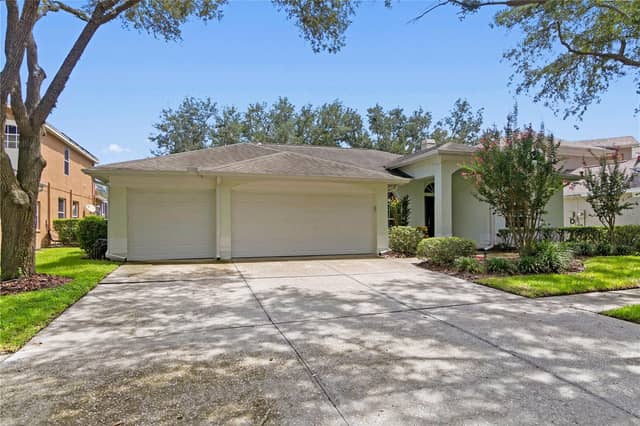 17715 HAMPSHIRE OAK DR photo