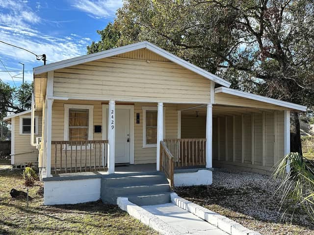 2429 E 20TH AVE photo