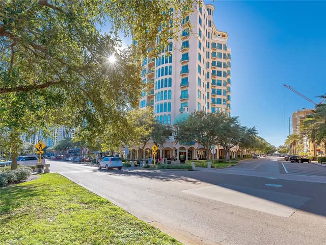 288 BEACH DR NE #6A photo