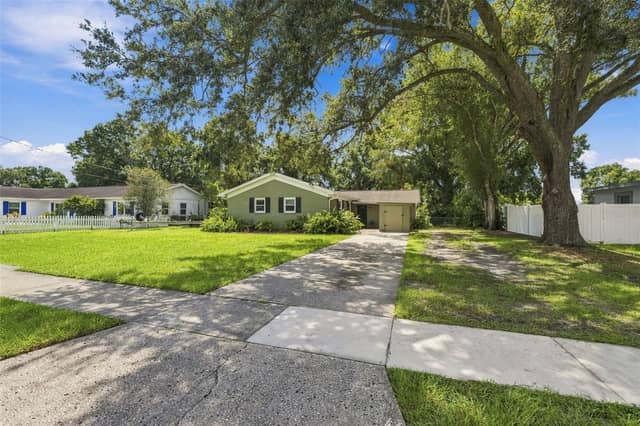 6613 TRAVIS BLVD photo