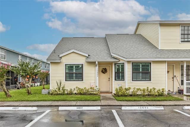 12602 CASTLE HILL DR photo
