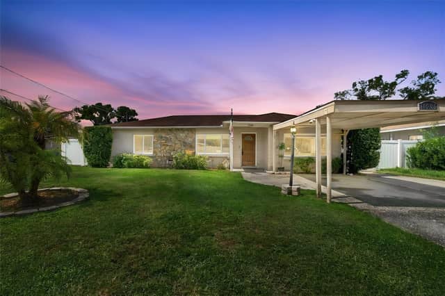 11006 N OAKLEAF AVE photo