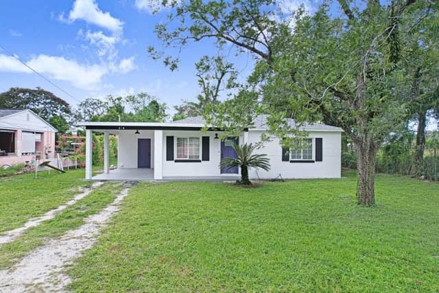 810 PATBUR AVE photo