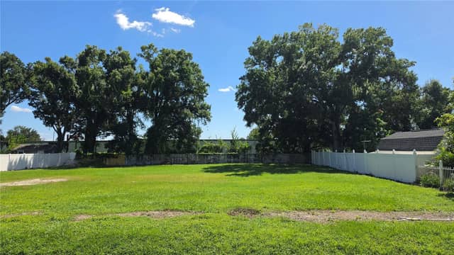 4040 W COMANCHE AVE photo