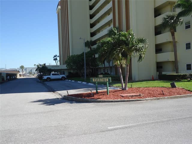 4550 COVE CIR #605 photo