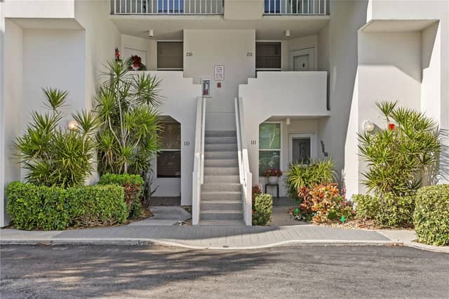 5279 ISLA KEY BLVD S #211 photo