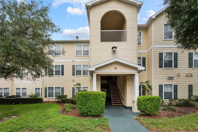 18235 BRIDLE CLUB DR #18235 photo