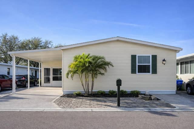 250 S PORT ROYAL LN photo