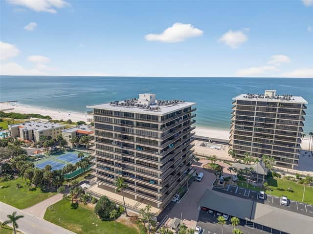 7600 BAYSHORE DR #902 photo