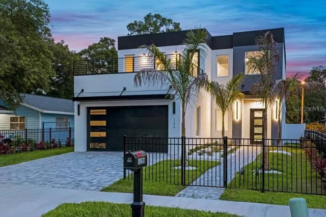1156 COCOANUT AVE photo