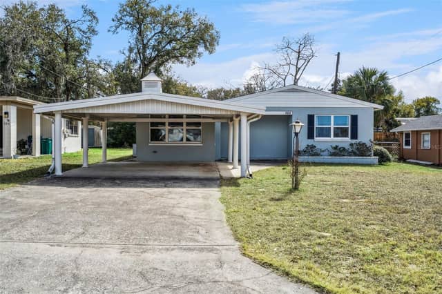 822 POINSETTIA DR photo
