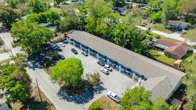 1216 KENNEDY RD photo