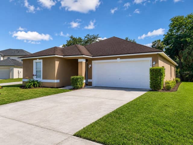 210 FAIRFIELD DR photo