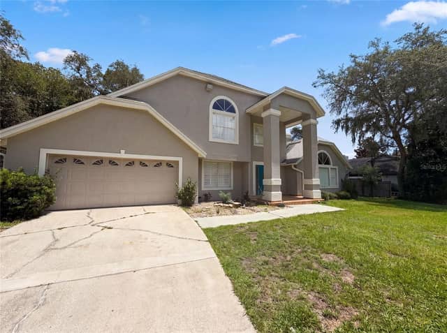 300 SPRUCEWOOD RD photo
