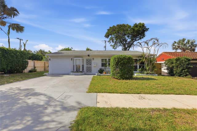 120 VALENCIA RD photo