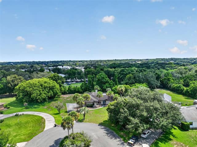 2085 SUSSEX DR photo