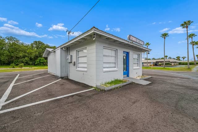 1320 N TEMPLE AVE photo