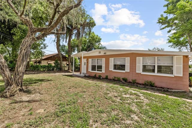 5225 PEACH AVE photo