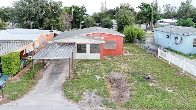 99 YALE AVE photo