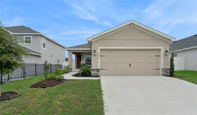 2024 NOBLE DR photo