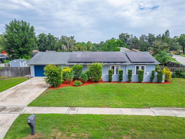 1120 LAKEMONT DR photo