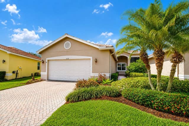 16158 AMETHYST KEY DR photo