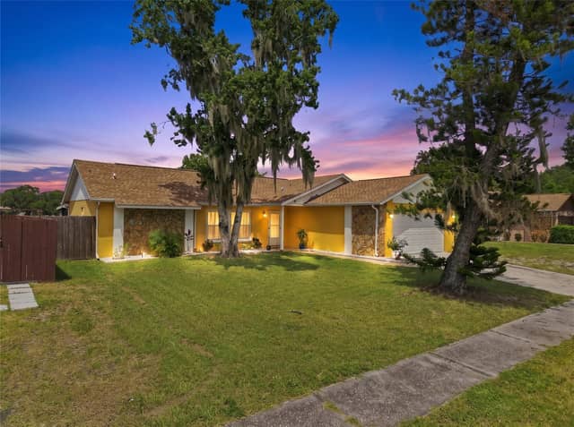 7301 BRAMBLEWOOD DR photo