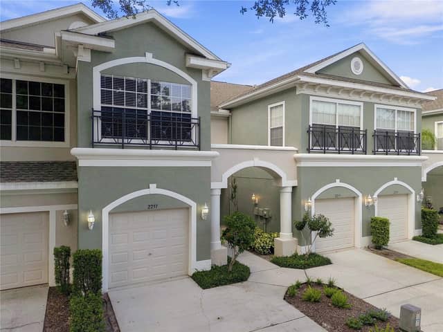 2251 PARK CRESCENT DR photo