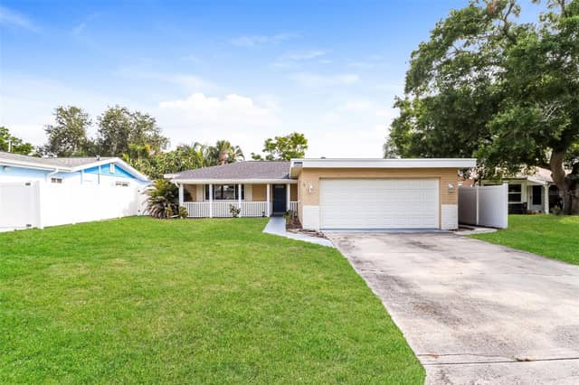 10293 SATSUMA RD photo